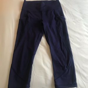 Dark purple lulu lemon leggings